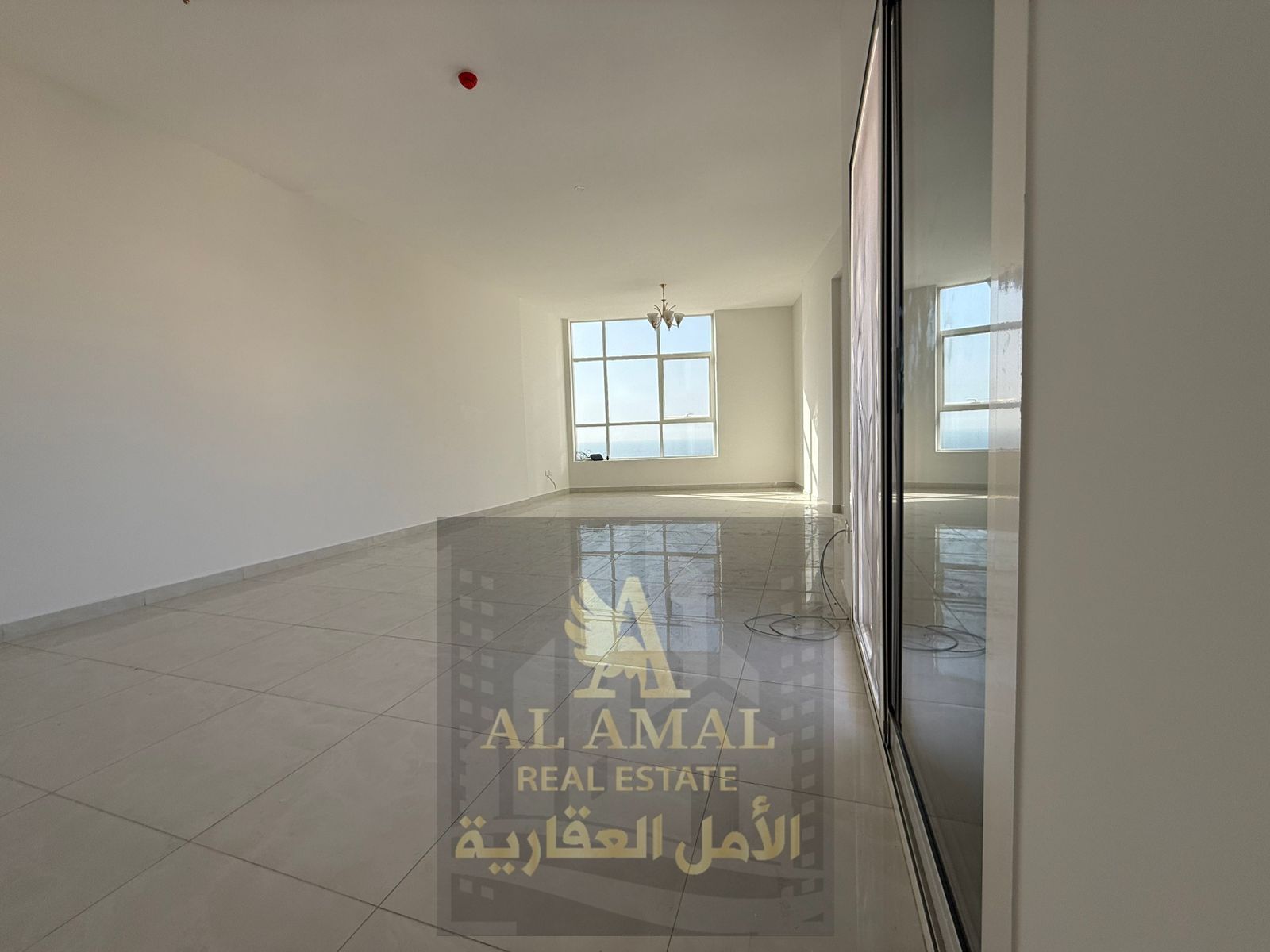 3-bedroom apartment with living room and maid’s room for annual rent in Al RumailaDirect full sea view, first row o, Ajman Corniche, with free parking
