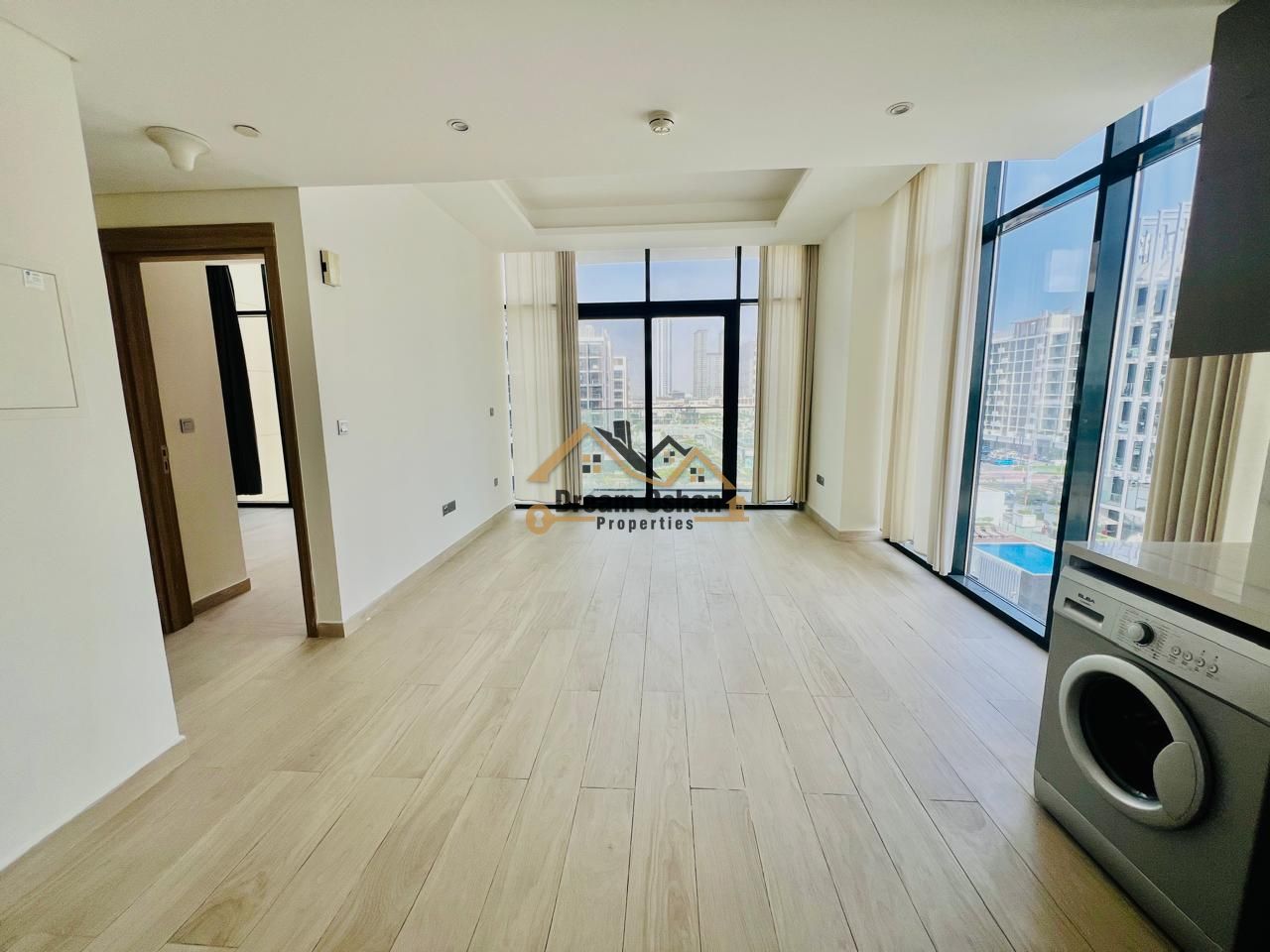 Corner Unit - Panoramic Views | Ready To Move
