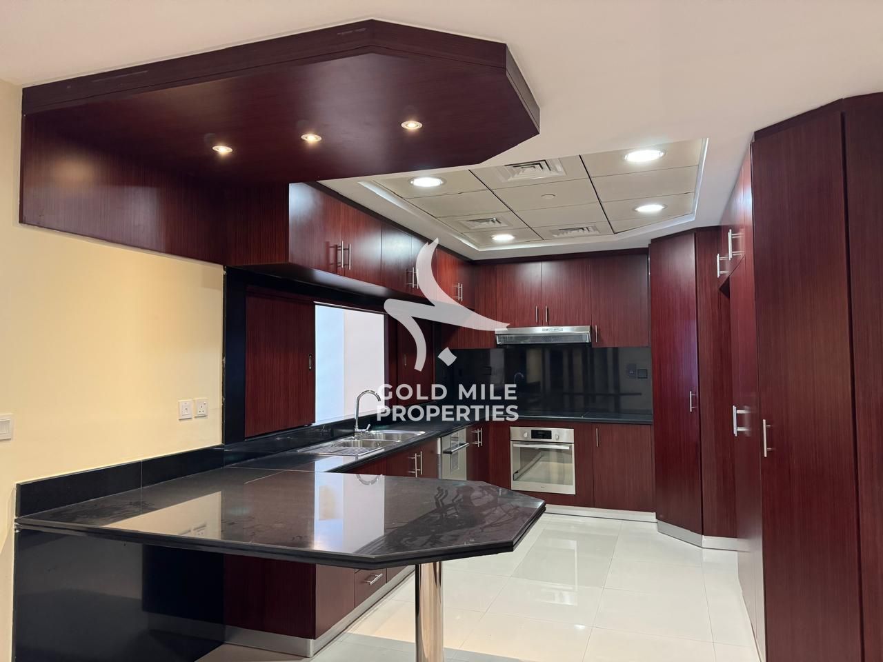 Refined 3 BHK + Maid | Large Layout | Peaceful Family Living