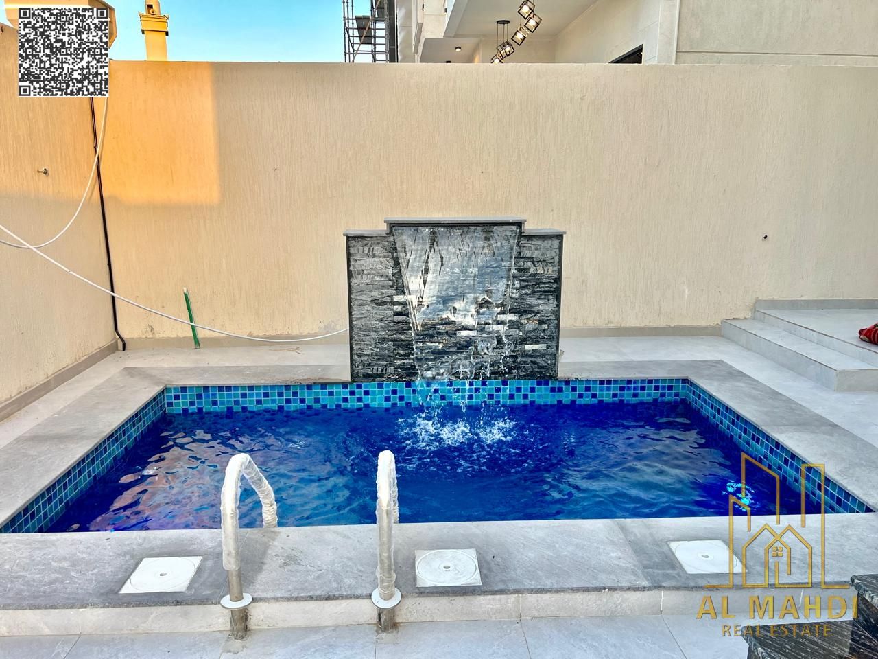 For sale: A luxurious villa with a stunning classic design, ready for immediate occupancy. Registration fees included. Freehold.