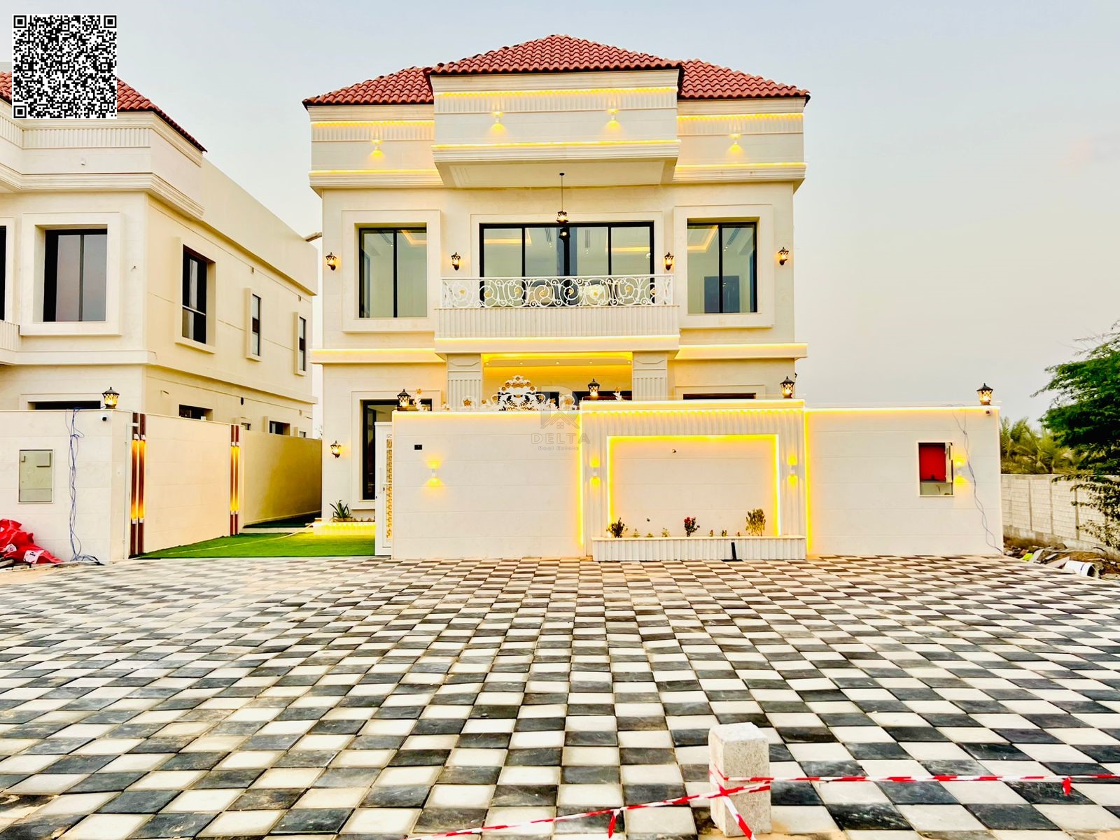 Villa for sale in Al-Haliou 2, close to all services, registration fees included.