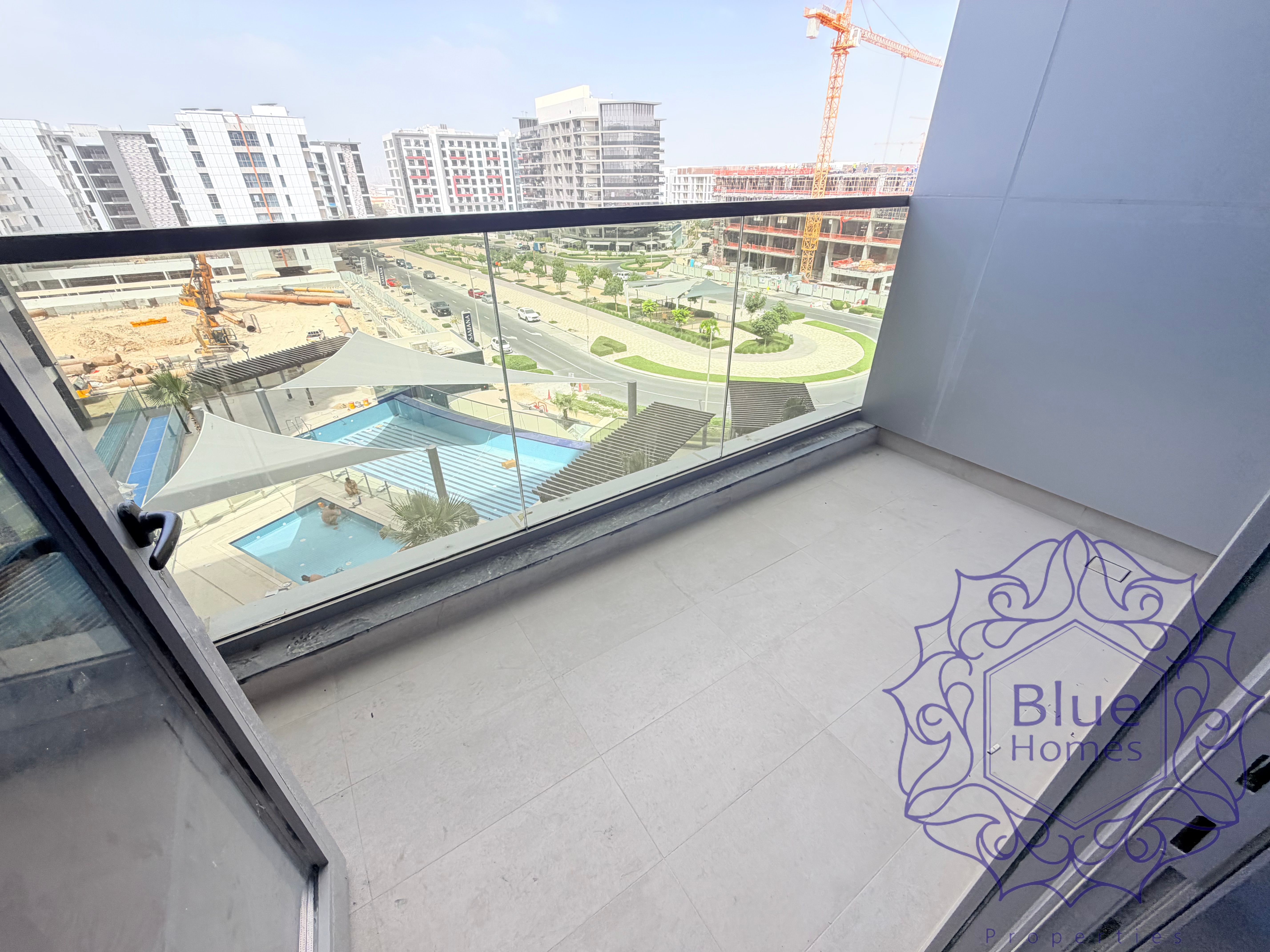 Brand new 2BR with Maidroom Open view / double balcony 125K 4Cheq