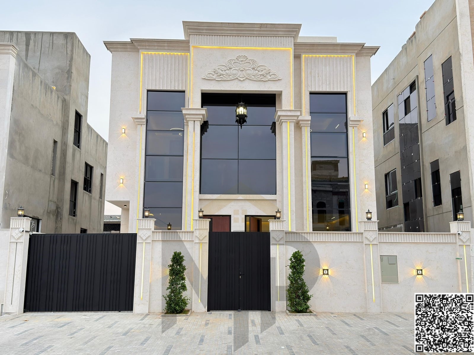 Villa for sale in Ajman at a bargain price, all fees included. Excellent location. Freehold ownership for life for all nationalities with bank financi
