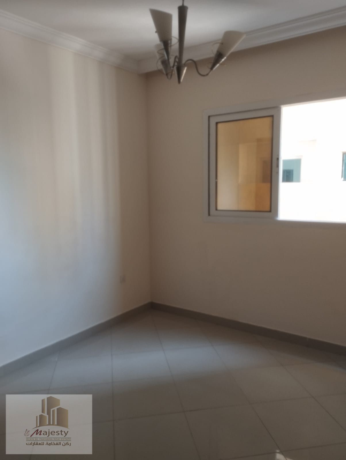 One-bedroom apartment with built-in wardrobes available for rent in Sharjah, Al Taawun area.