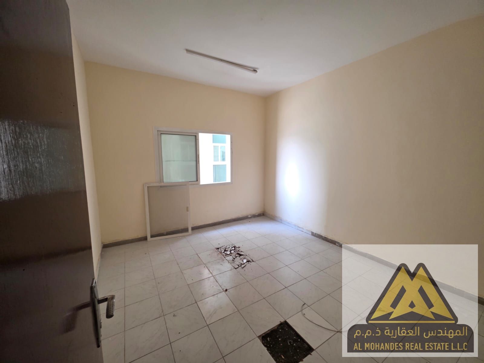 Apartment for Annual Rent – 2 Bedrooms & Living Room in Al Rashidiya