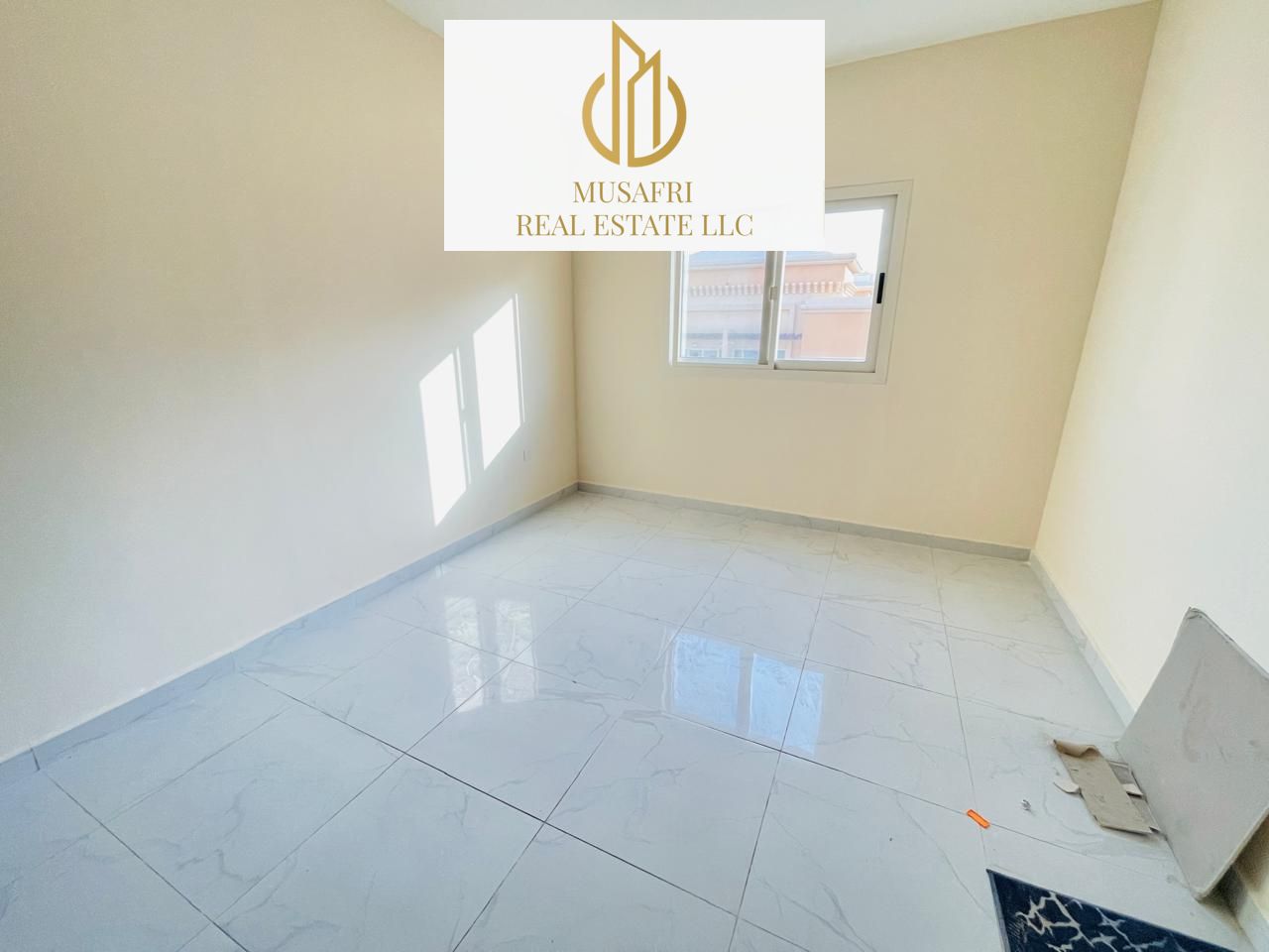 Luxury Living!!! Spacious 2BHK With Built-in Wardrobes & MasterRoom For Family in 46k, Cloce to Dubai Exit, Muwaileh Commercial Sharjah , Call Umer