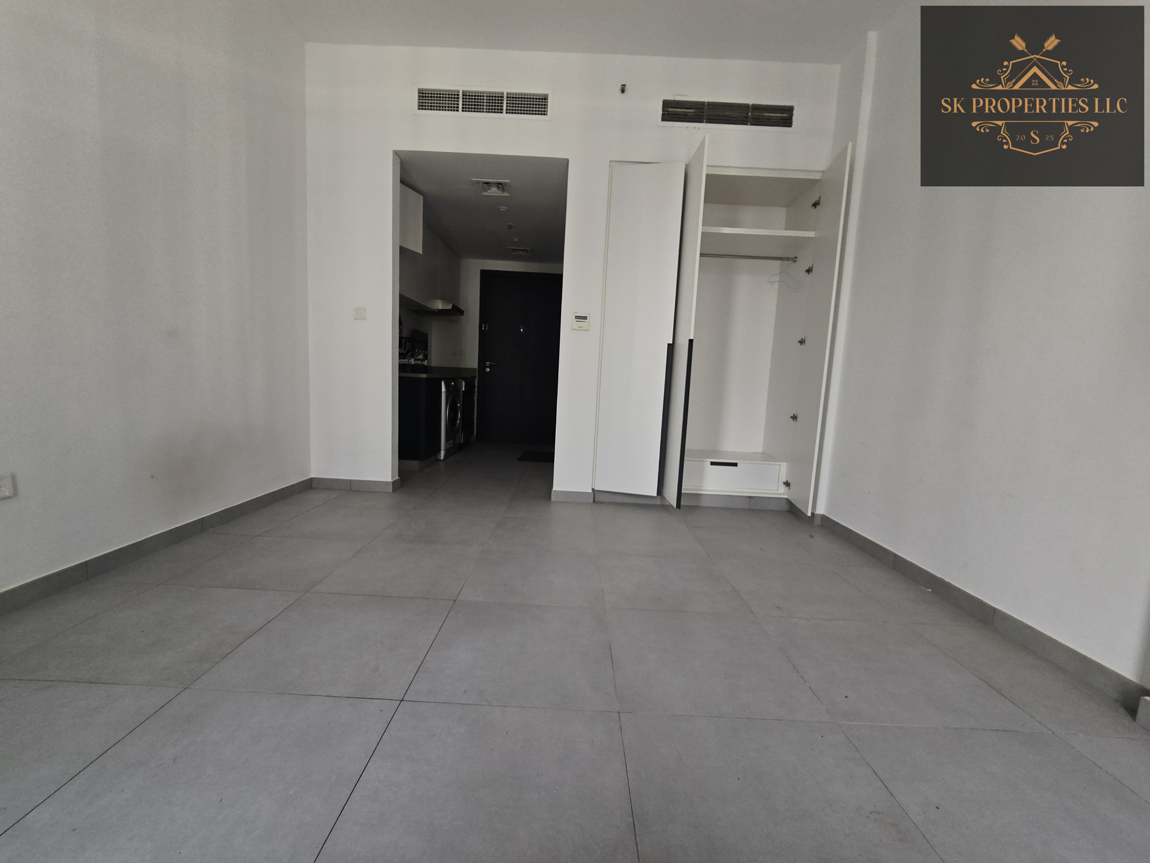 Ready to Move | Hot Deal | Smart Studio