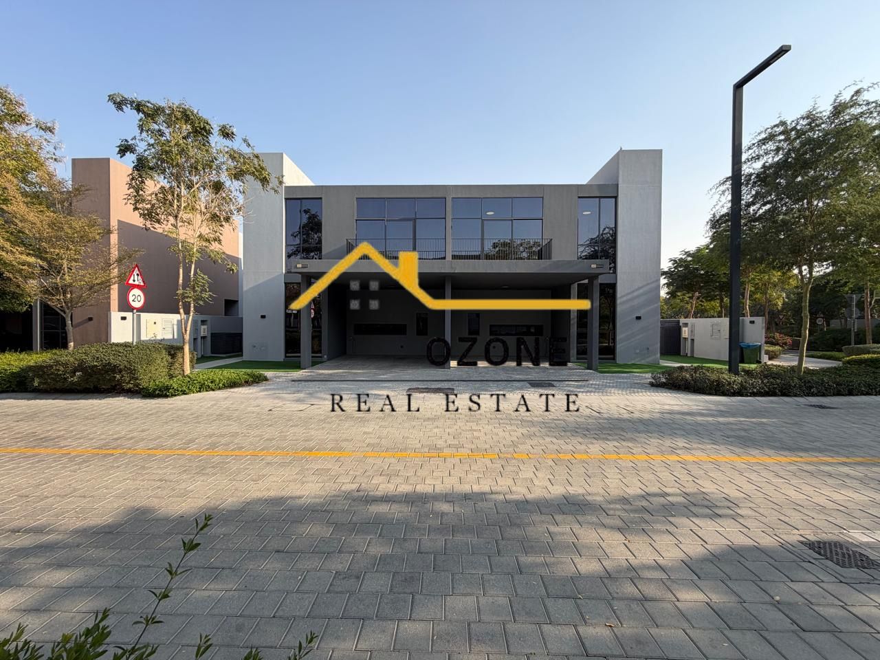 Exclusive 4-Bedrooms Villa\*Gated Community\*Swimming Pool