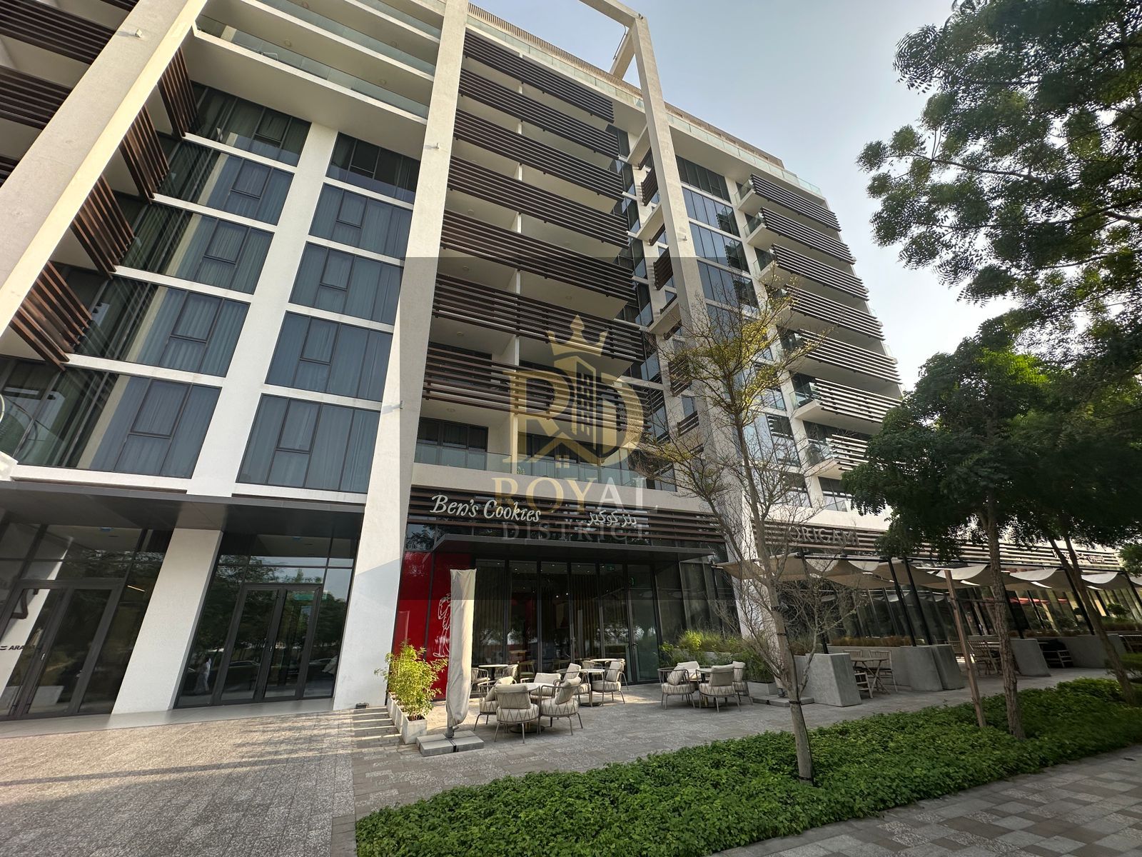 LUXURY APARTMENT IN ALJADA COMMUNITY | 2BEDROOM LARGE LAYOUT | MODERN DESIGN | PERMIUM FINISHING | READY TO MOVE .