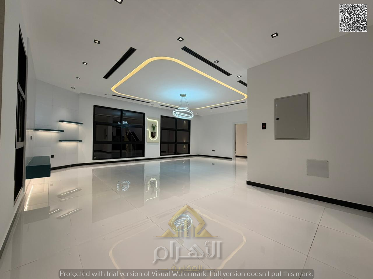 Luxury villa for sale in Al-Haliyo 2 | Two floors and a roof | 5 master bedrooms. Price includes registration and ownership fees + electricity, water