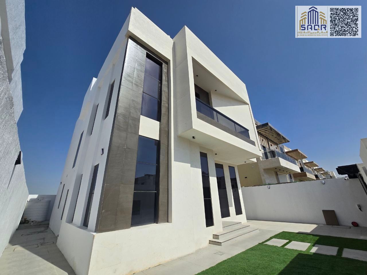Registration fees included / 5 bedrooms / Patio and garden
