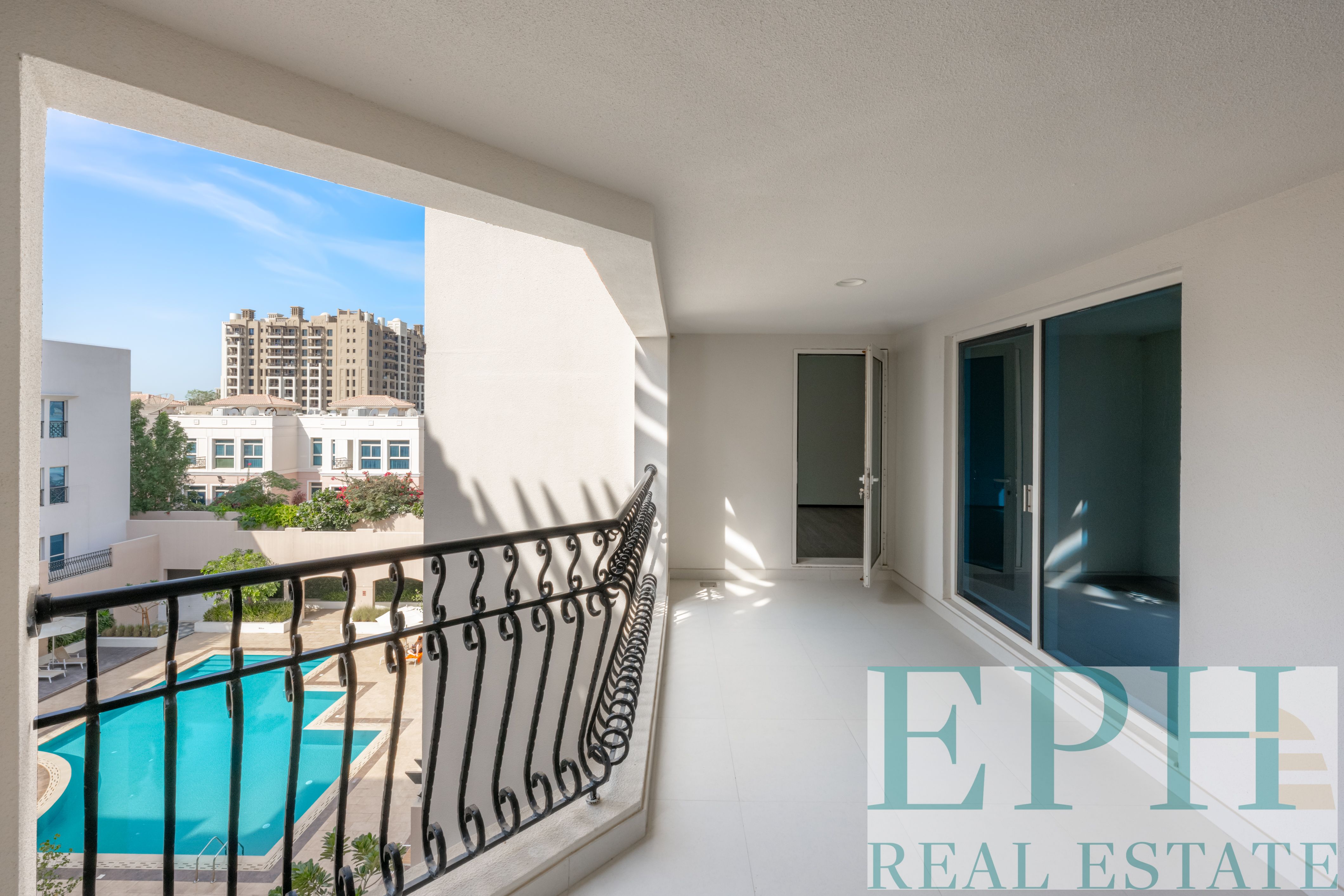 SWIMMING POOL VIEW | VACANT | MULTIPLE OPTIONS