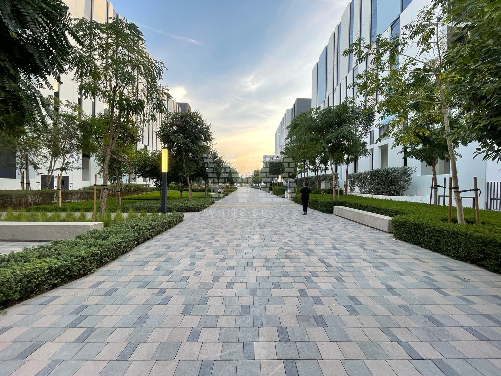 Modern Apartment | Prime Area | Covered Parking