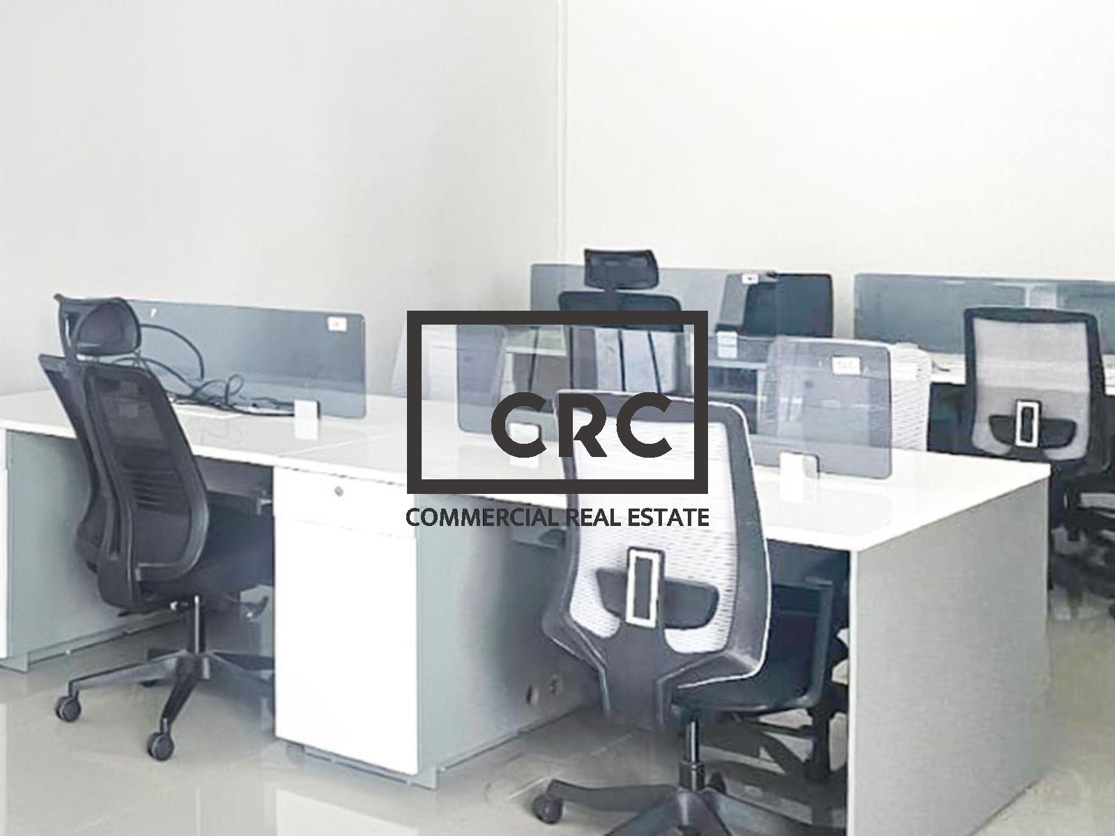 Fitted | 4 Parking| With Partitions| Road View