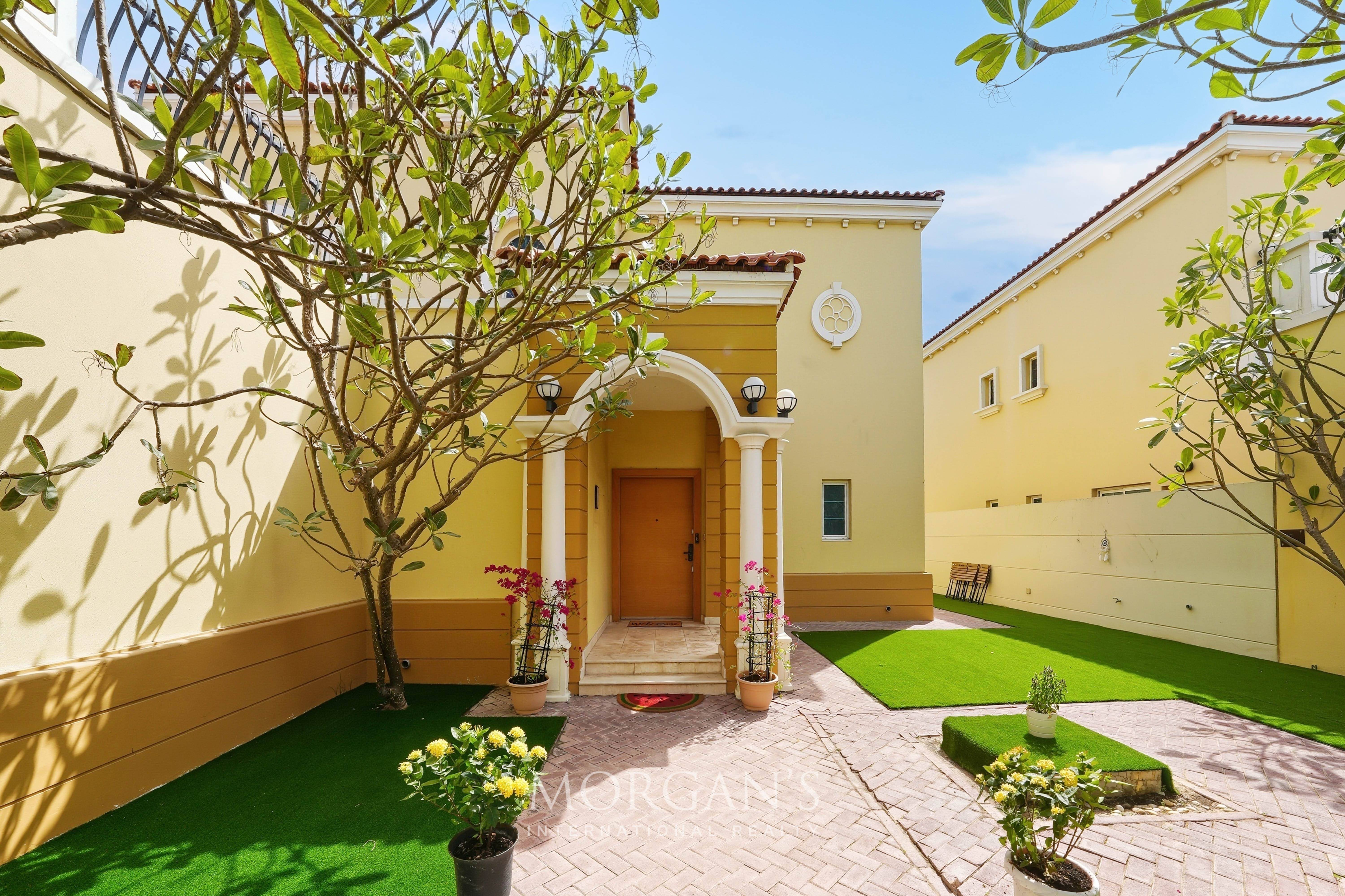 4BR Villa | Family Friendly | Private Garden
