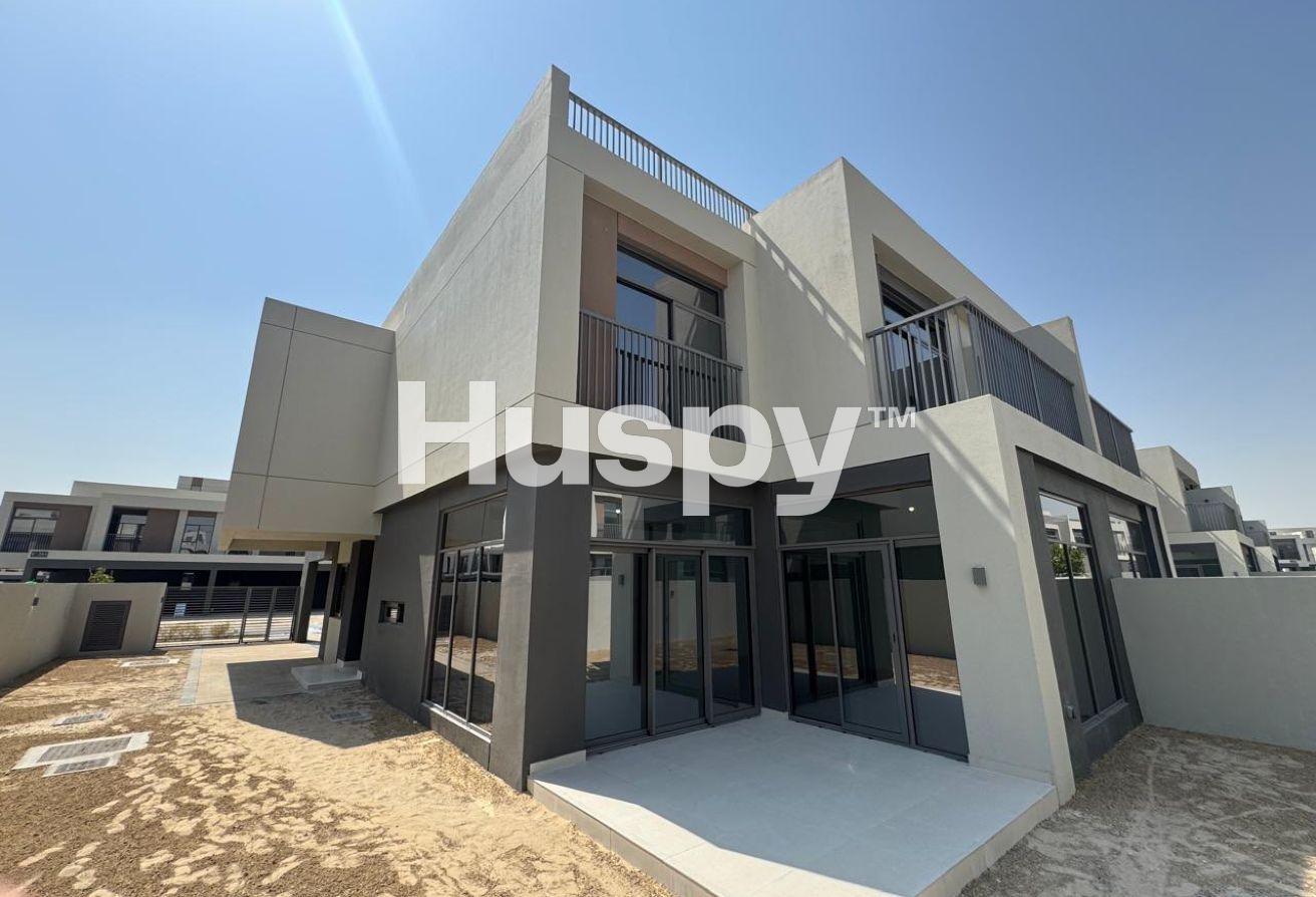 Vacant | Unfurnished | Large Layout