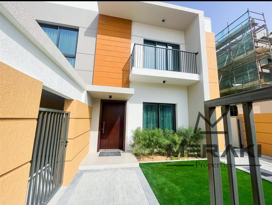 4 Bedroom Townhouse With Golden Visa