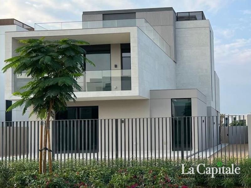 Modern Villa | Luxury Living | Ready to Move