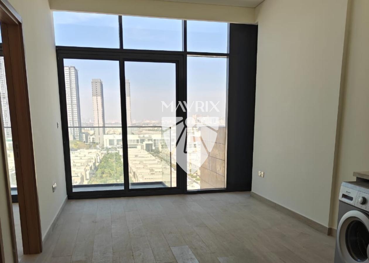 Burj khalifah view Well maintained Good location