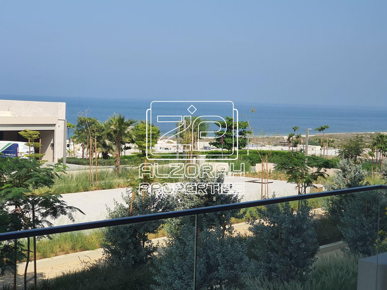 Beachside Family Home with Private Beach Access