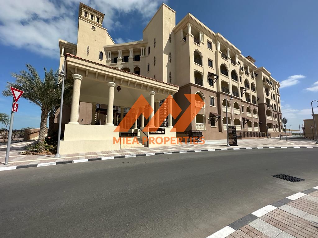 Spacious Apt With Balcony | Ready To Move In !!