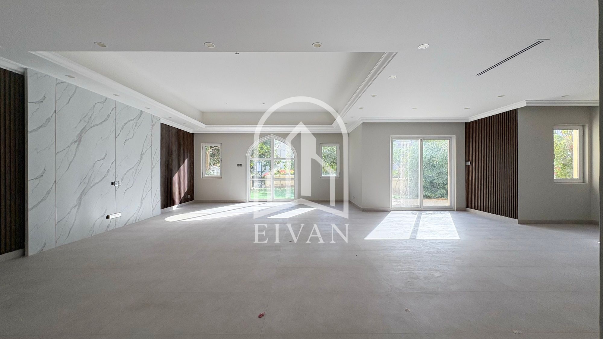 Renovated 4BR + Maids Villa | Family Community