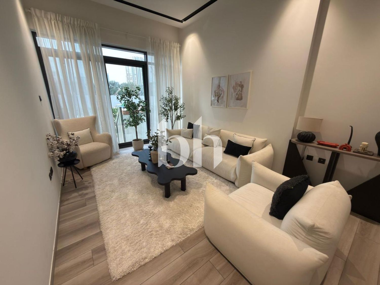 Modern Bedroom | Fully Furnished | Ready