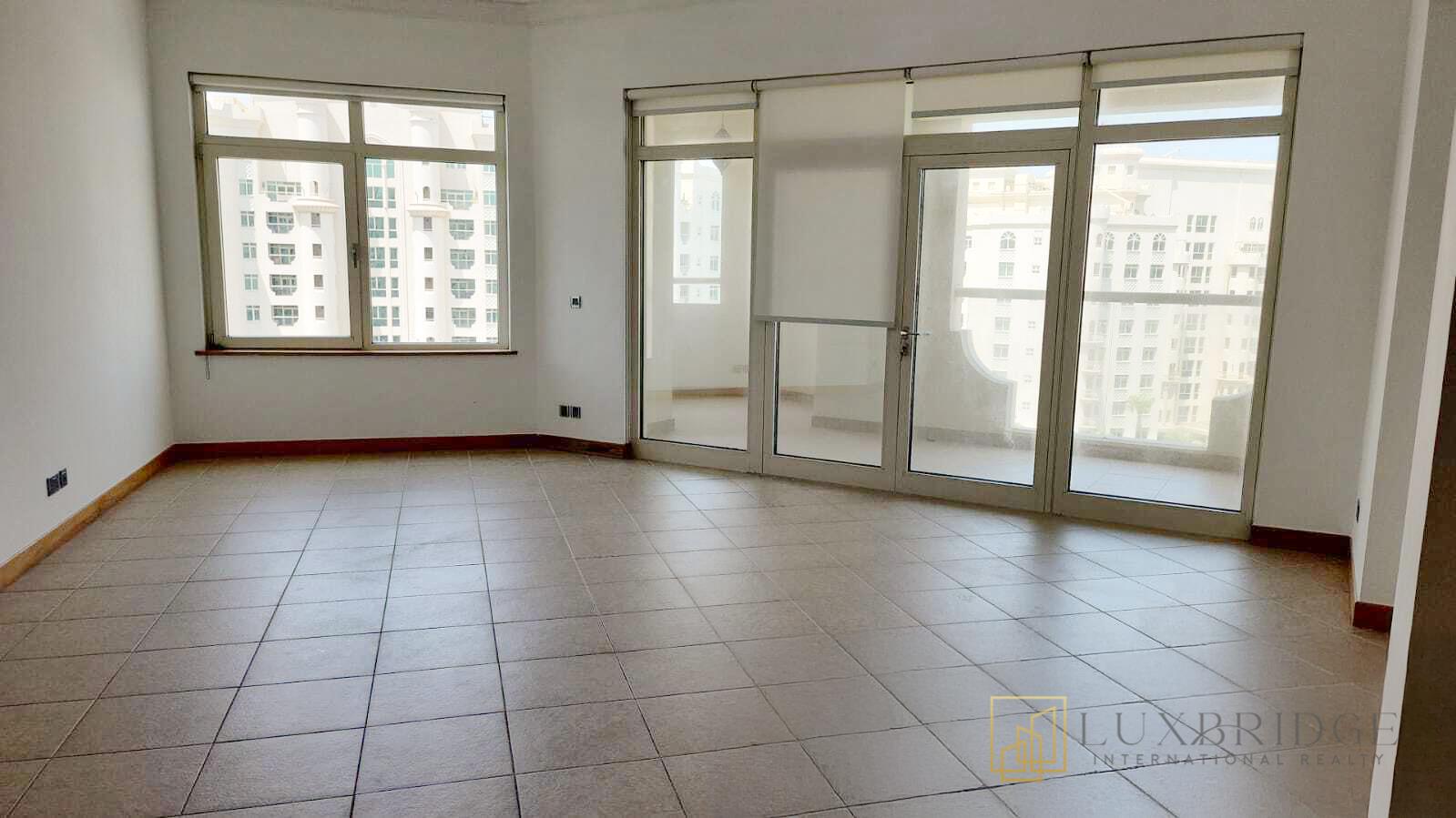 Unfurnished | Shoreline Apartments | Spacious