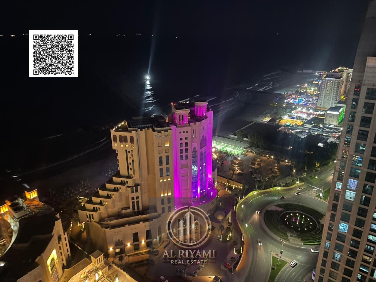 Luxury 3-bedroom apartment with direct panoramic views of Palm Corniche 2