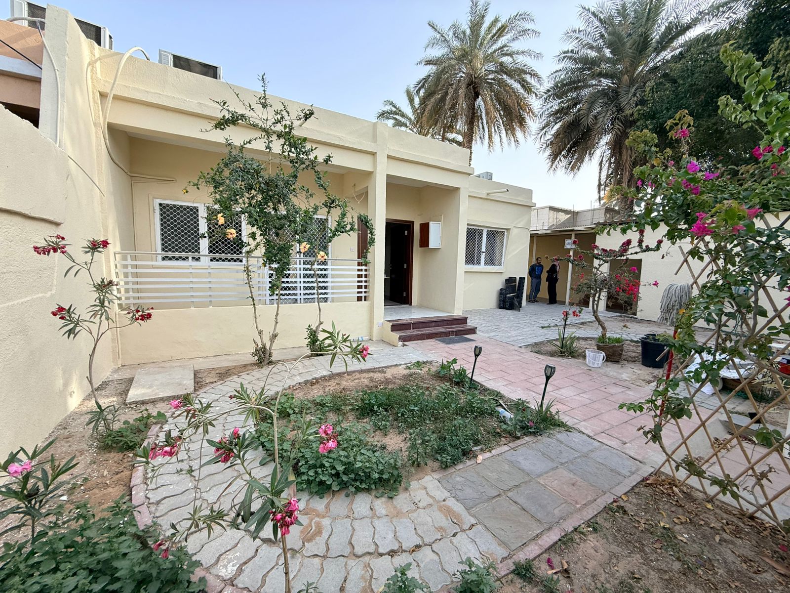 Cheapest 1BR in Sharjah with balcony and central AC, close to Nesto and all markets and malls, prime location, ready to move in