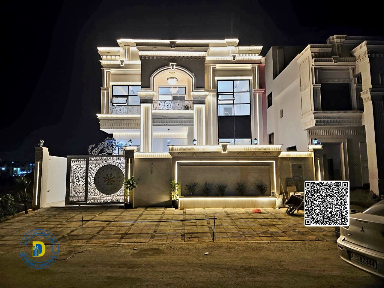 For sale: Luxurious classic villa with 5 bedrooms and a roof terrace, including registration fees, in Al-Helio 1 area. Freehold . Bank financing.