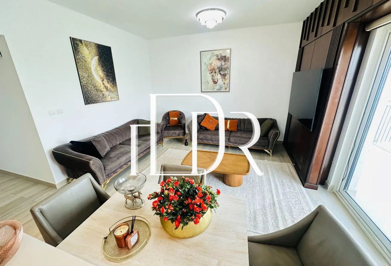 Fully Furnished 2BR | Water & Landmark Views