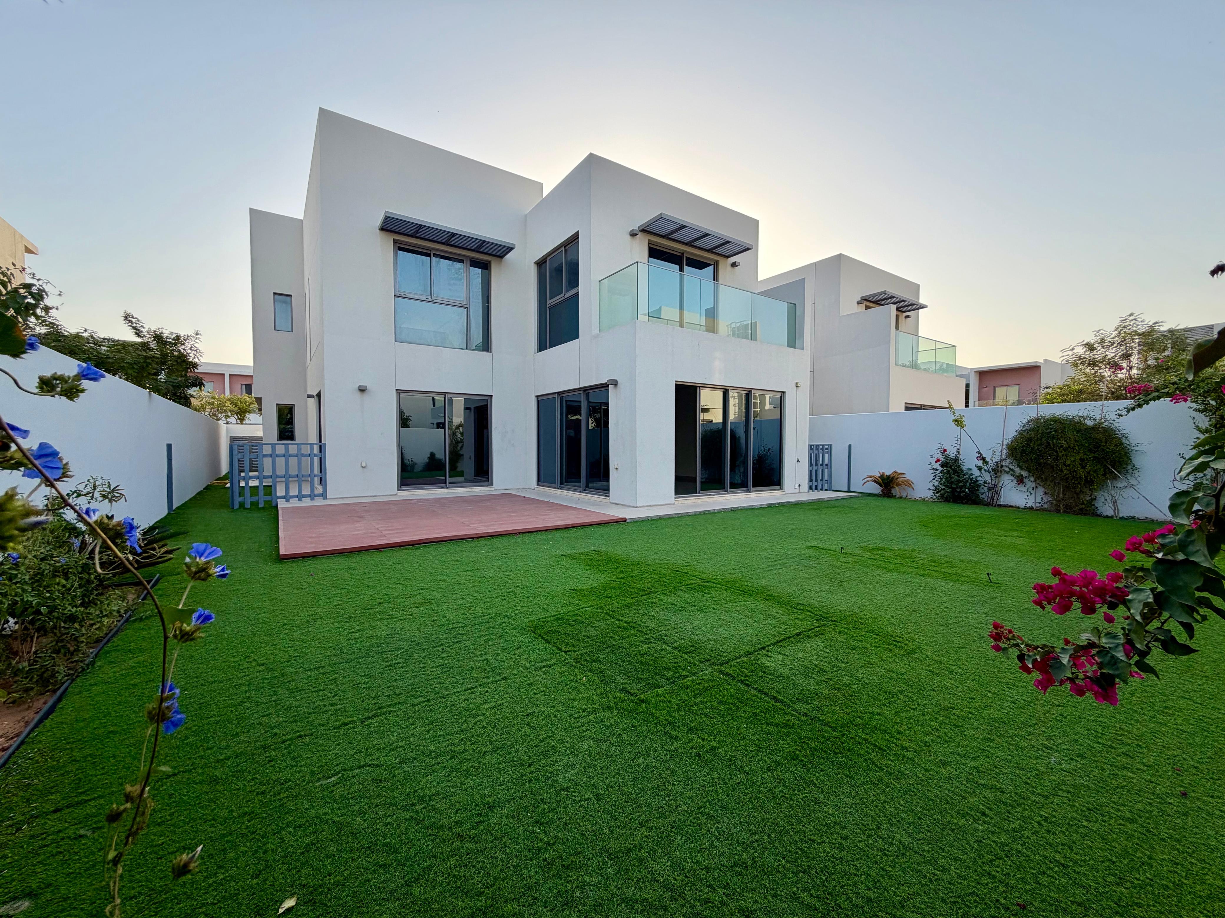 luxurious 2 bhk villa with biggest backyard and balcony view hot offer ready to move