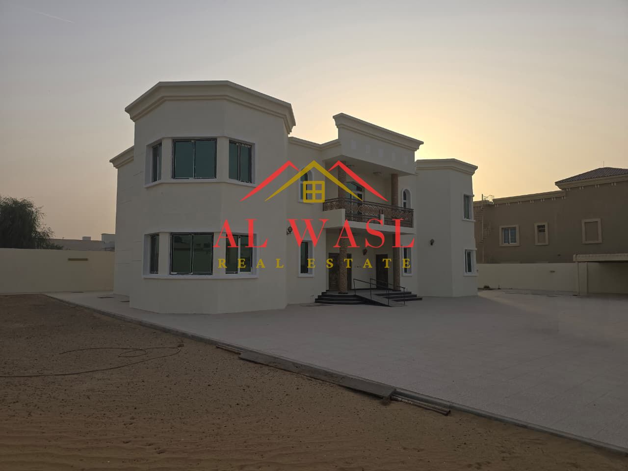 Luxury Villa for Sale in Sharjah – Al Rahmaniya