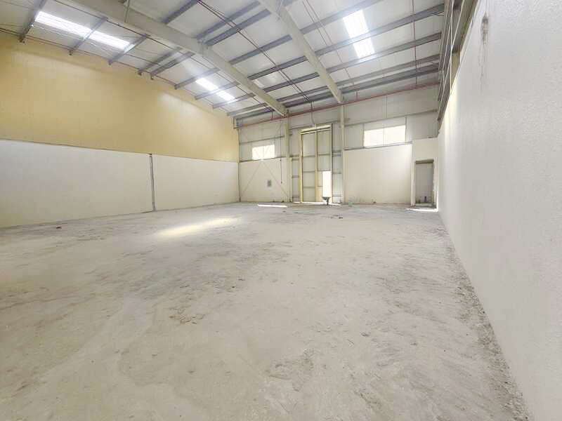 Move-In Ready | Spacious Prime Area Warehouse