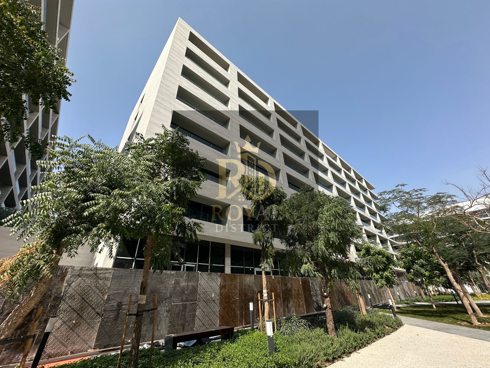 Own your modern home in Aljada | Elegant 2-bedroom master apartment with terrace and beautiful view | Premium finishes | Freehold | Below market price