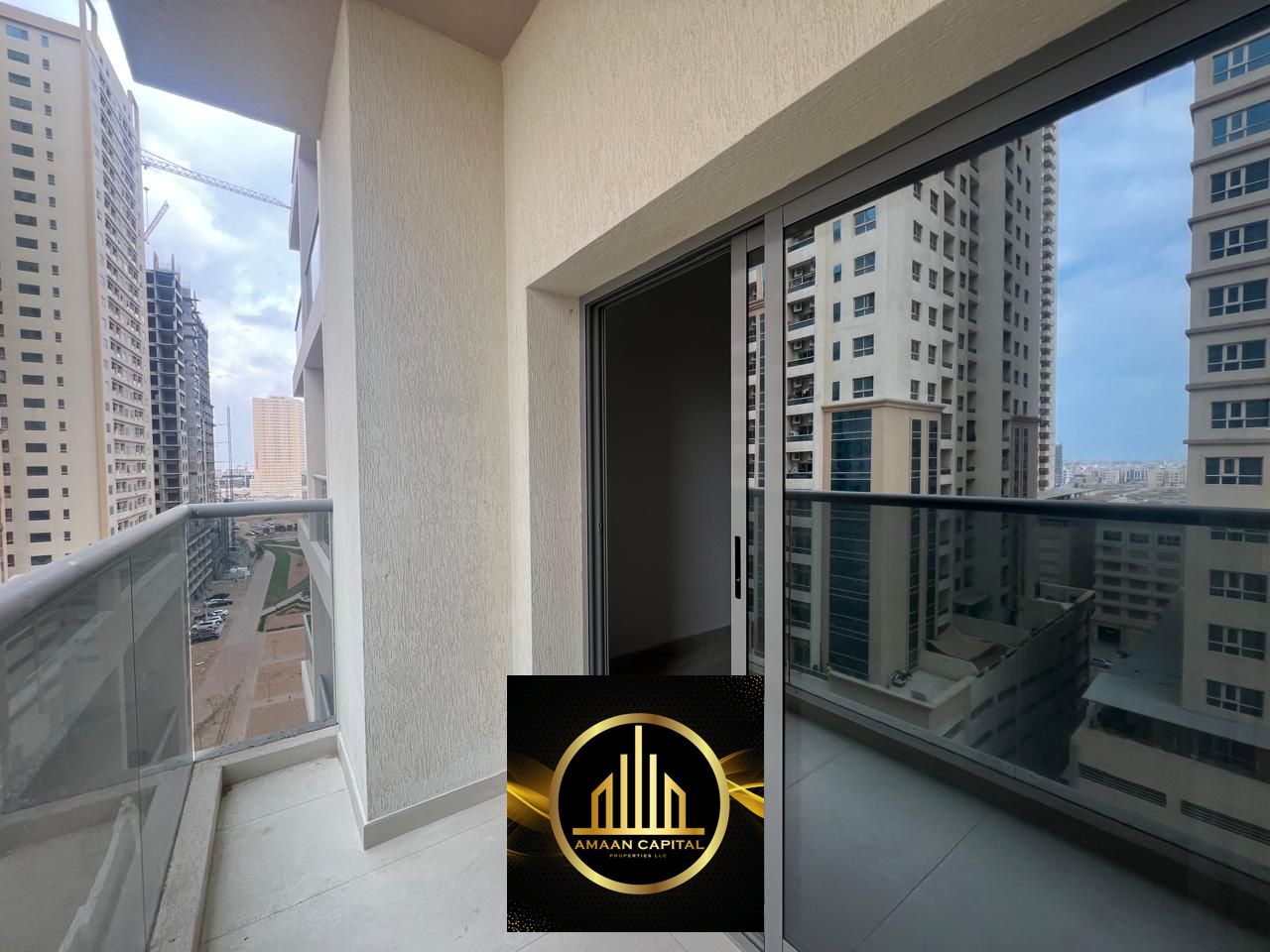 Golden Opportunity Competitive Price Modern Design Freehold Ownership Flexible Payment High ROI