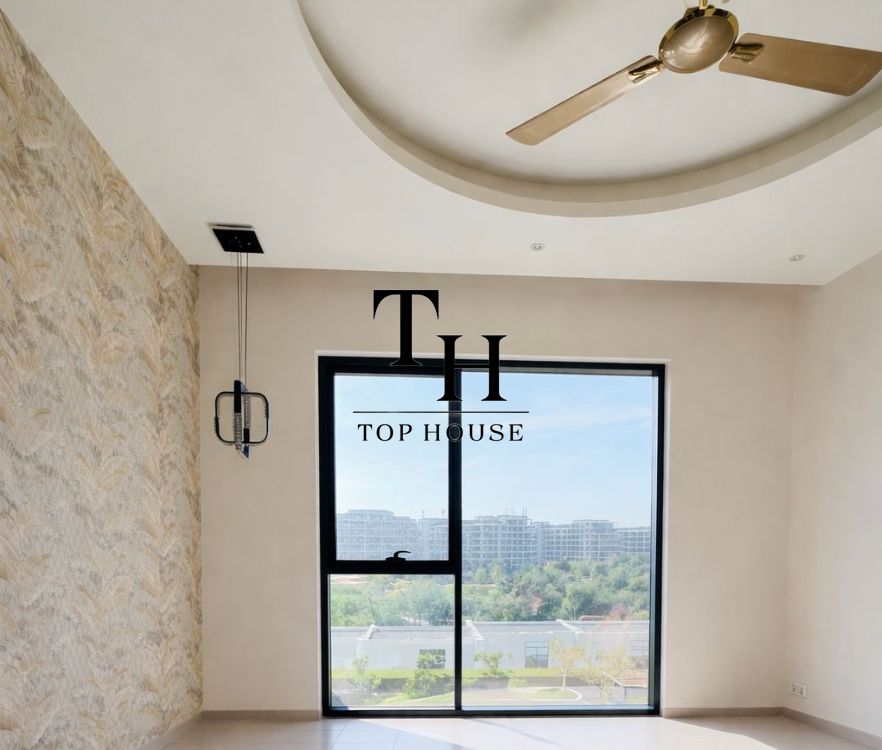 PARK VIEW | PRIME LOCATION | SPACIOUS 2-BEDROOM APARTMENT