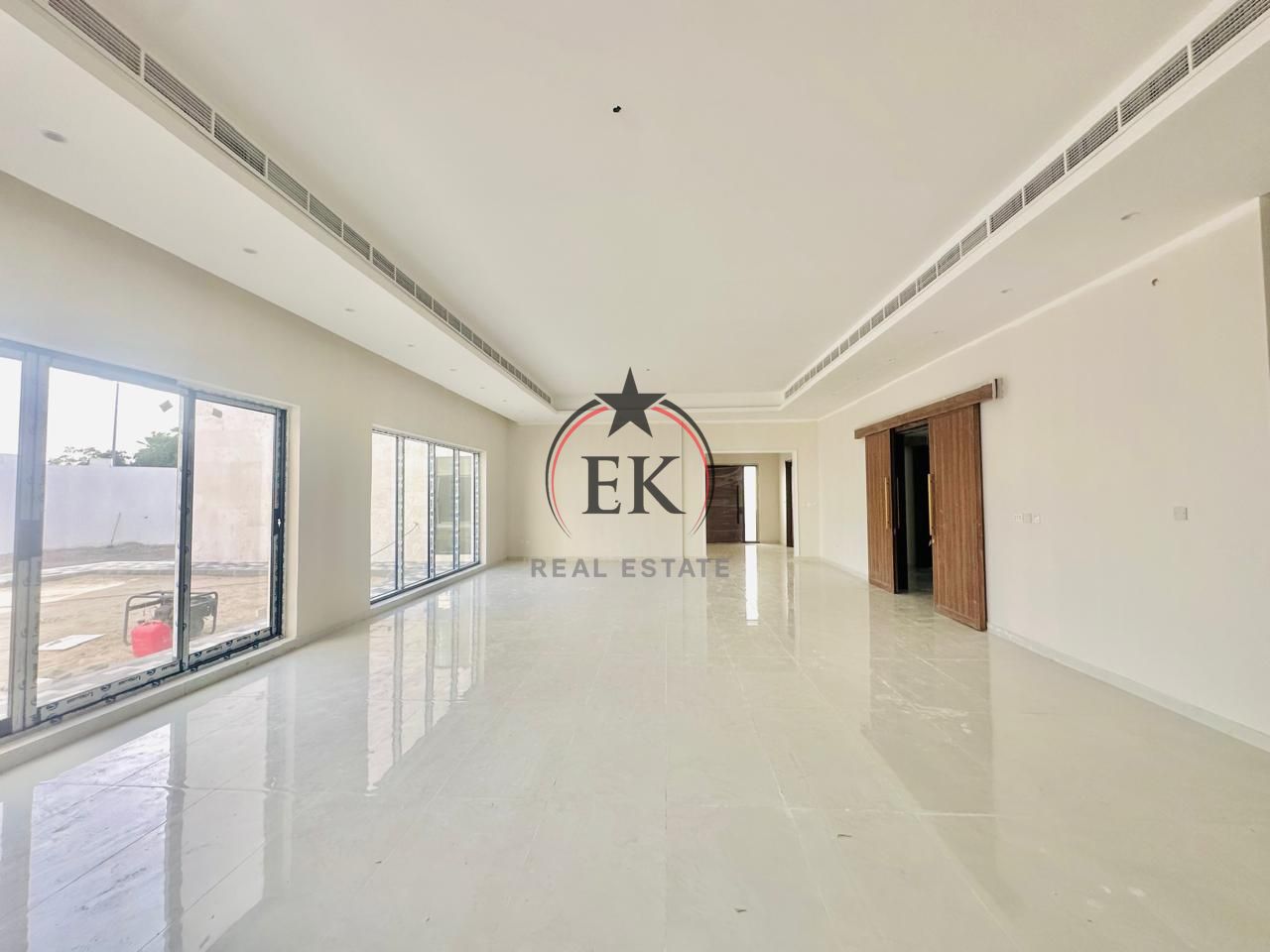 5Master Bedrooms || private Villa || Near Makani Mall