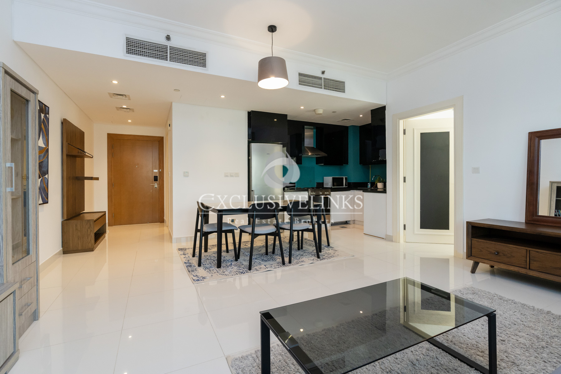 Spacious | Beautiful Furnishing | Tenanted