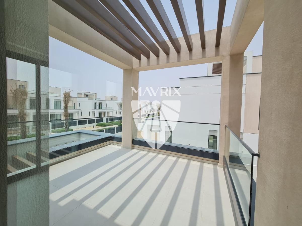 Ready to move in Brand new Amazing location