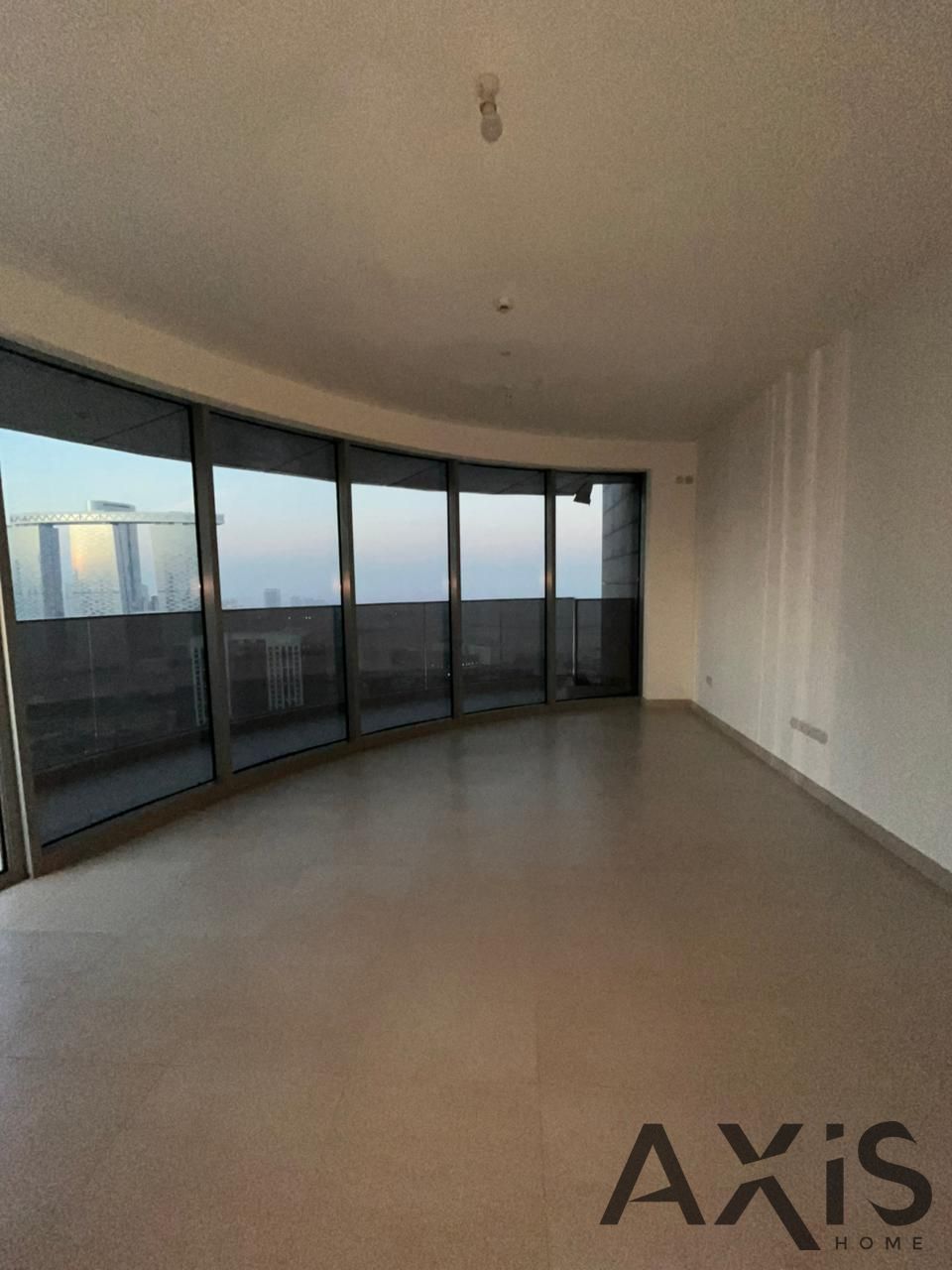 Prime Location | Bright & Spacious | Balcony Unit