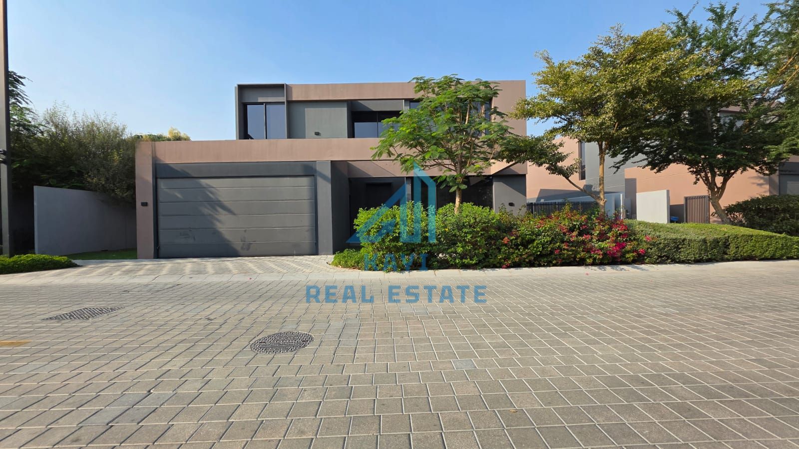 Grand-Scale 5BR Luxury Villa with Private Pool for Rent | Prime Sendian at Masaar