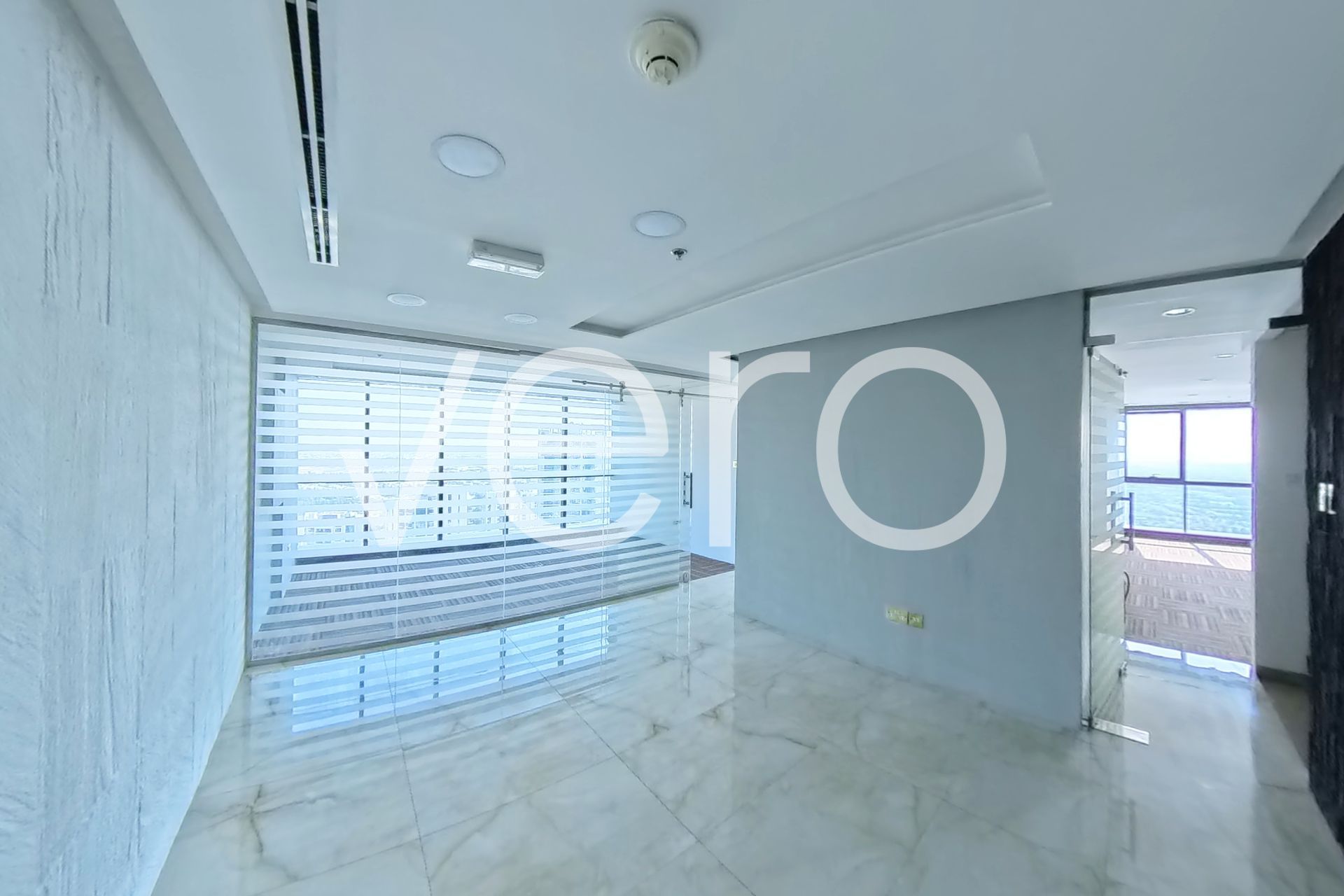 Unfurnished | Spacious Office | Fitted