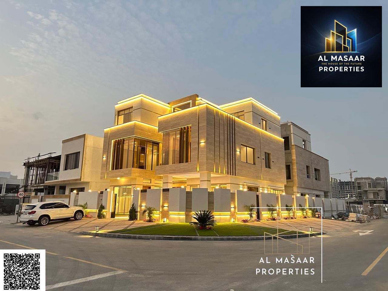 Two-story villa with a rooftop, elevator, and swimming pool. Freehold ownership for all nationalities. Price includes everything. For Sale: Luxury Cor