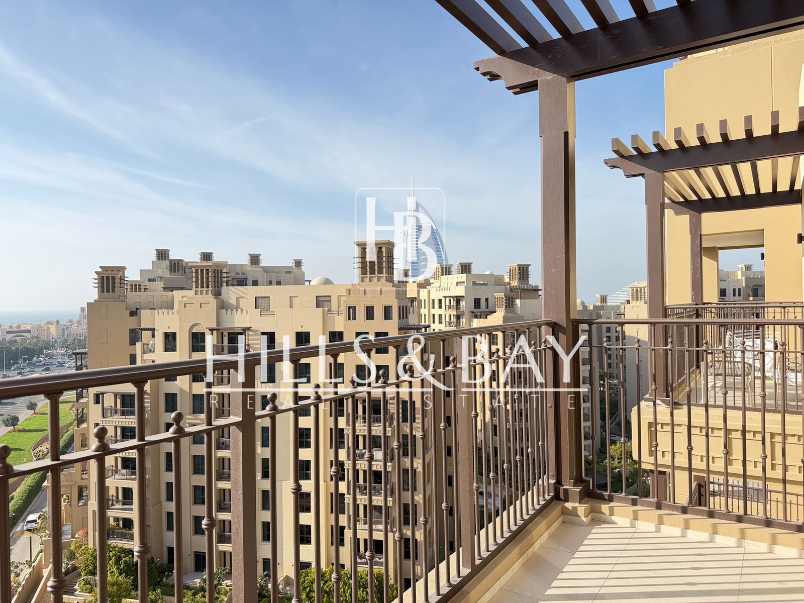 Breathtaking Skyline View Elegant Multipal Options