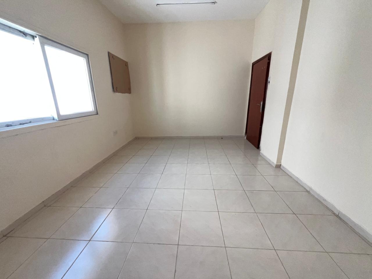 Near To Madina Mall//1Bhk For Bachlor //Big Size Room// Deposit Only Checq// Cal To Ali ?