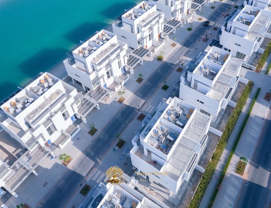 Move In Now! 4BR Beachfront: 5% Discount, Golden Visa & 3-Year Payment
