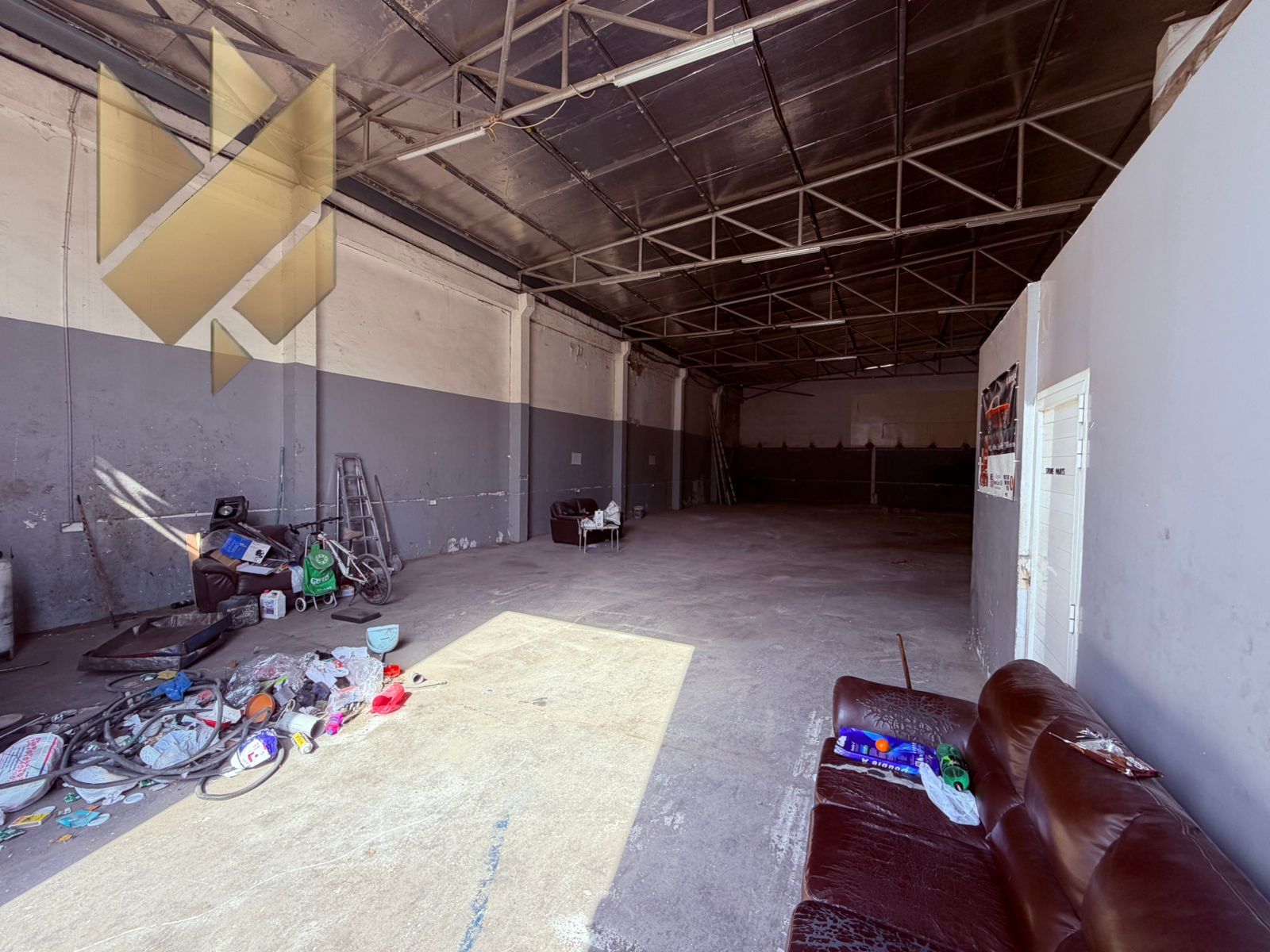 Annual Rent – Warehouse in Industrial Area 13 – Sharjah. Excellent Opportunity. Area: 3200 sq ft