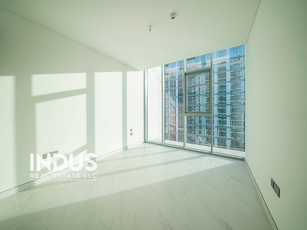 2BR plus Maid | Burj and Lagoon View | Vacant Soon